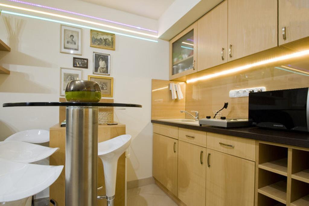 Central Budapest Apartment Oda fotoğraf